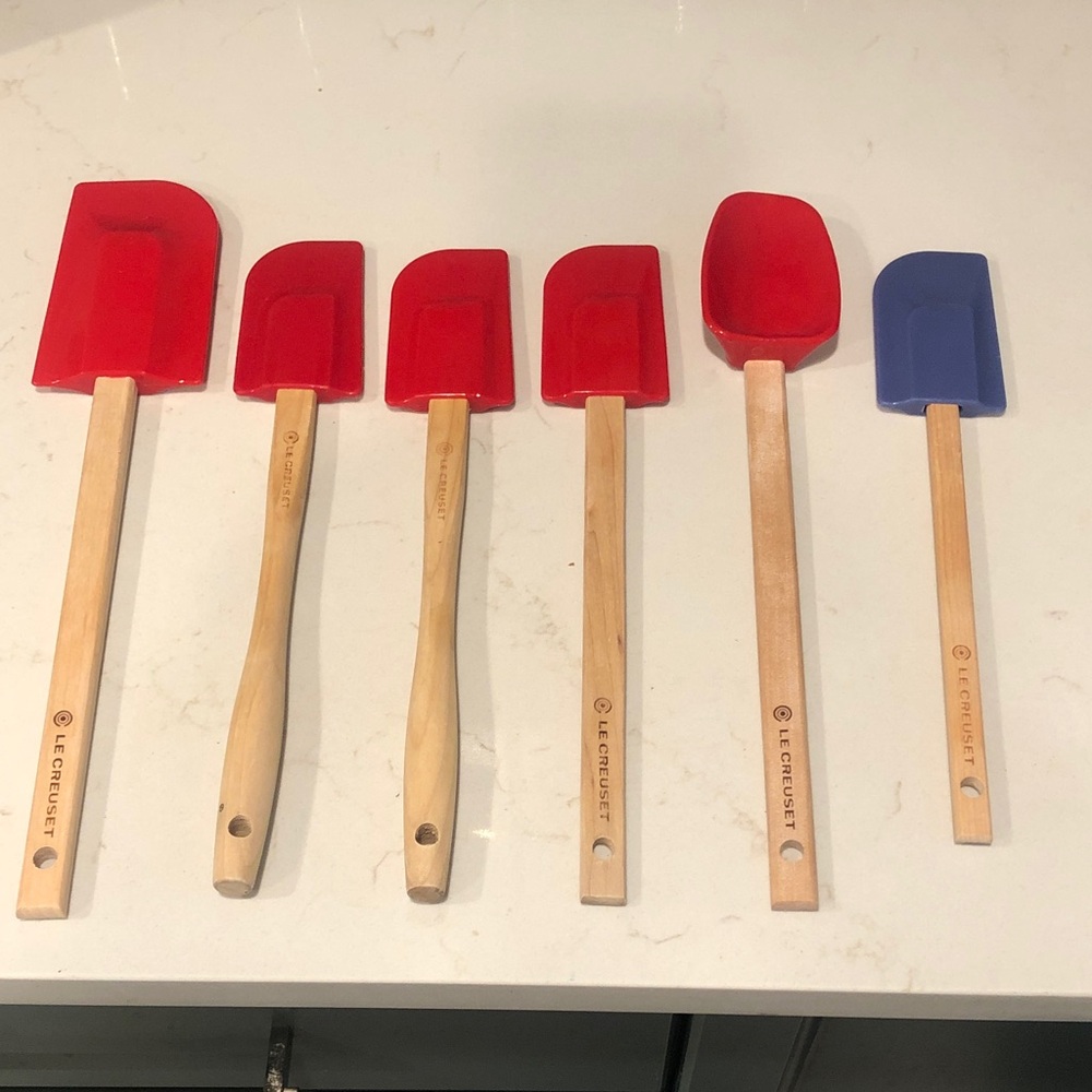 Lot of 6 Red and Blue Le Creuset Kitchen Spatulas Silicone Scrapers